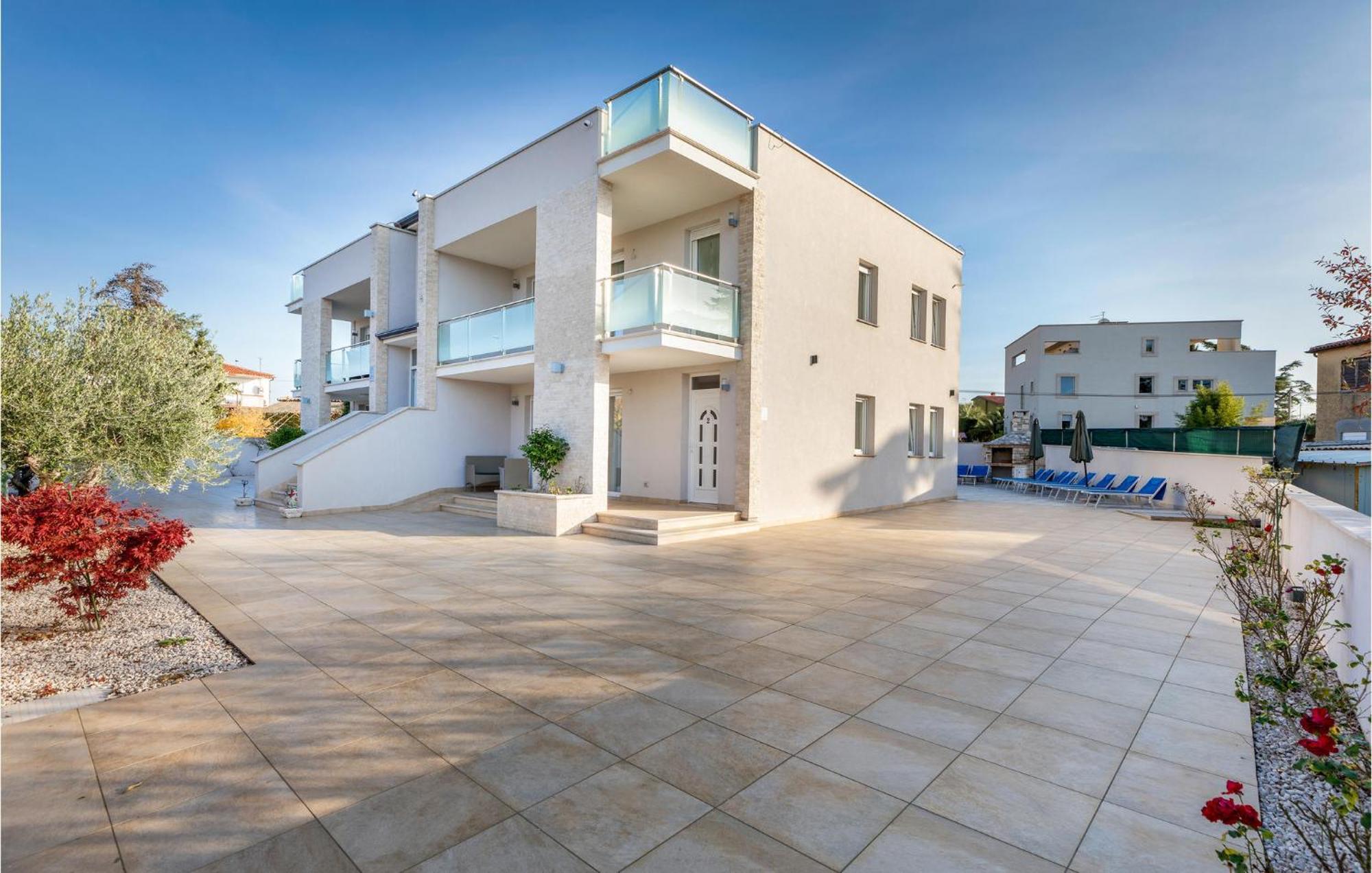 Ferienhaus Beautiful In With Wifi Umag