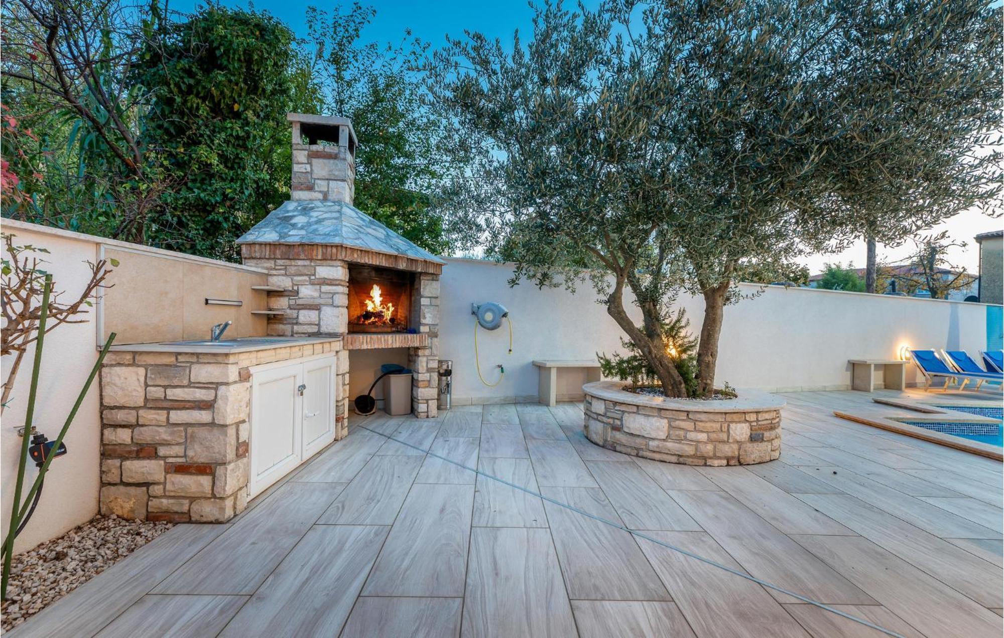 Ferienhaus Beautiful In With Wifi Umag